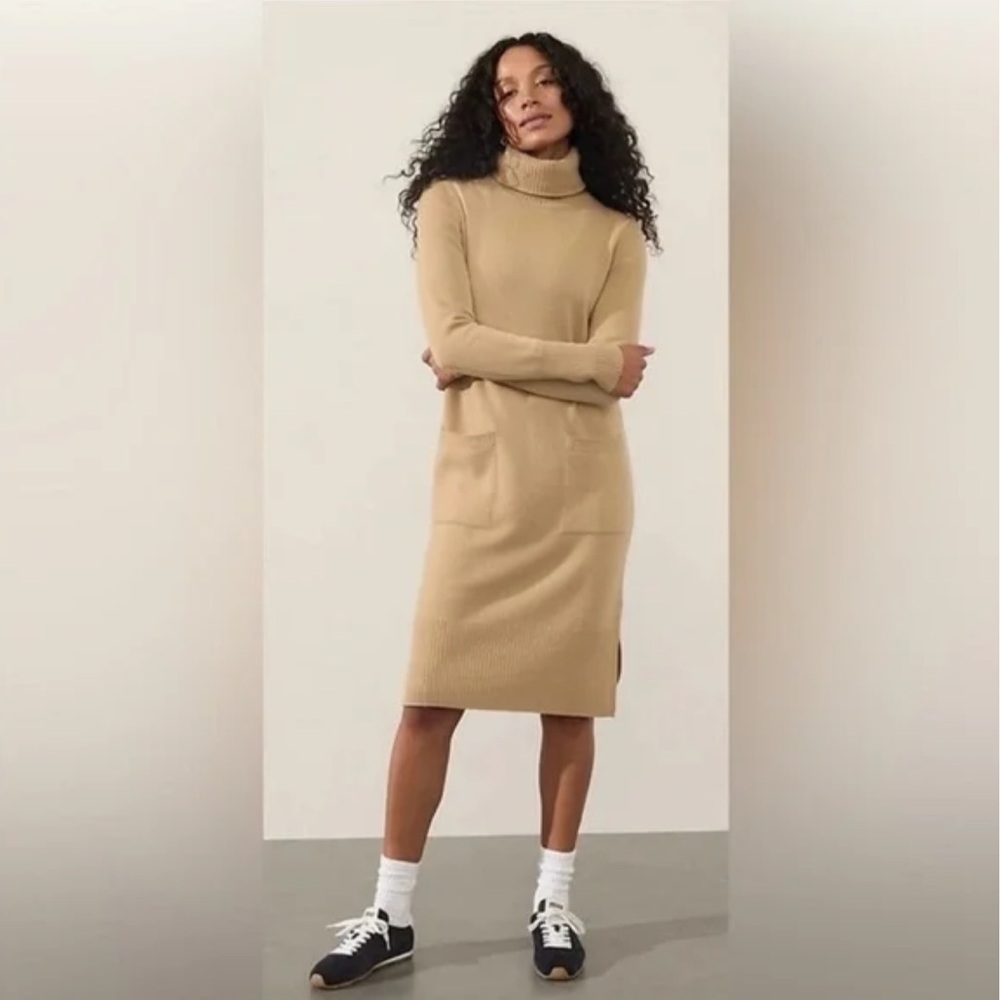 NWT Athleta Tan Alpine  Cashmere/Wool Sweater Dress Sz Medium Tall